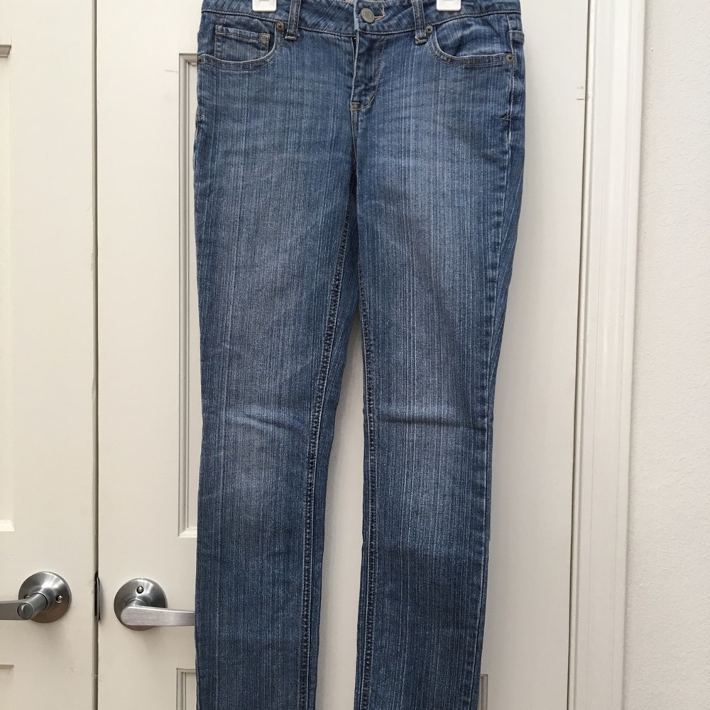 BASIC SKINNY JEANS